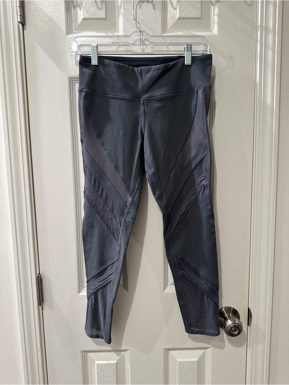ALO Yoga Mesh Cutout Charcoal Gray Leggings